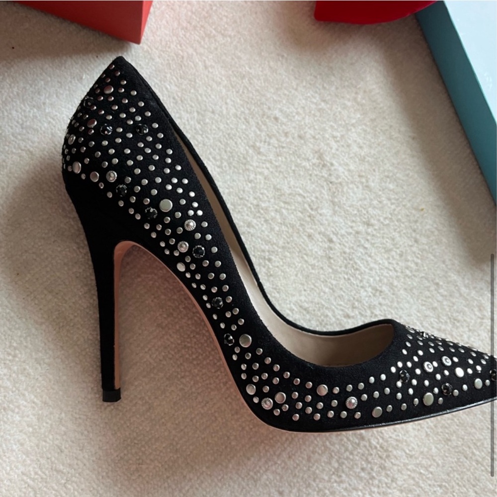 Elegant Black Studded Heels - Picture 3 of 6